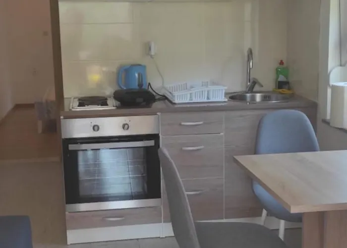 アパート Maslina