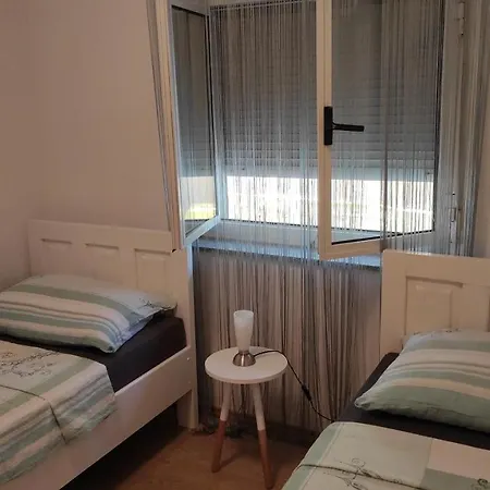 Maslina Apartment Zuljana